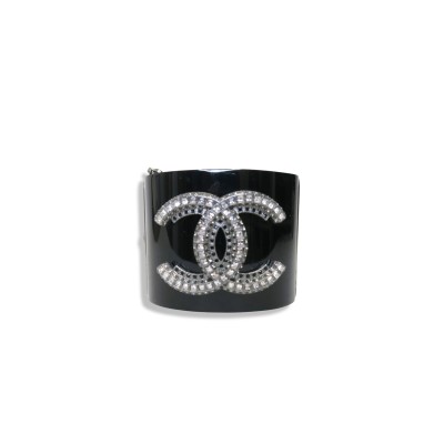 CHANEL CC CUFF BRACELET 302512